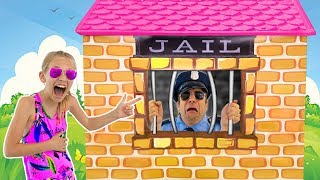 Amelia Avelina and Akim rescue the police from jail playhouse [upl. by Niamjneb705]