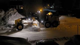 Opérations déneigement à Québec [upl. by Ande]