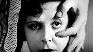 Un Chien Andalou  Luis Bunuel amp Salvador Dalì  Clip by FilmampClips [upl. by Accissej472]