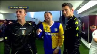 Totti e Cassano sotto il tunnel prima di Roma Parma [upl. by Aidnyl]