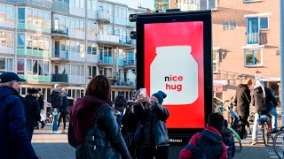 Food amp Beverage Nutella interactive panel gives out compliments  JCDecaux The Netherlands [upl. by Ennazus]