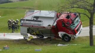 MASSIVER BULLHORN amp PRESSLUFT EINSATZ Feuerwehr BF FrankfurtMain HD [upl. by Hamlen]