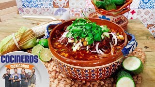 Receta Caldo de mollejas de pollo  Cocineros Mexicanos [upl. by Santoro]