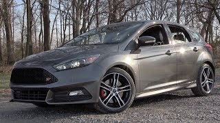 Ford Focus Titanium Review [upl. by Nilya]