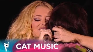 Delia  Multumesc iubita mama  live  Concert quotPe aripi de vantquot 2015 [upl. by Ayalat]