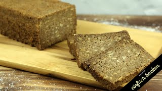 Pumpernickel  Schwarzbrot Rezept das mehrere Wochen frisch bleibt [upl. by Asp]