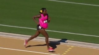 Pregnant Olympian finishes 800 meter race [upl. by Yrnehnhoj]